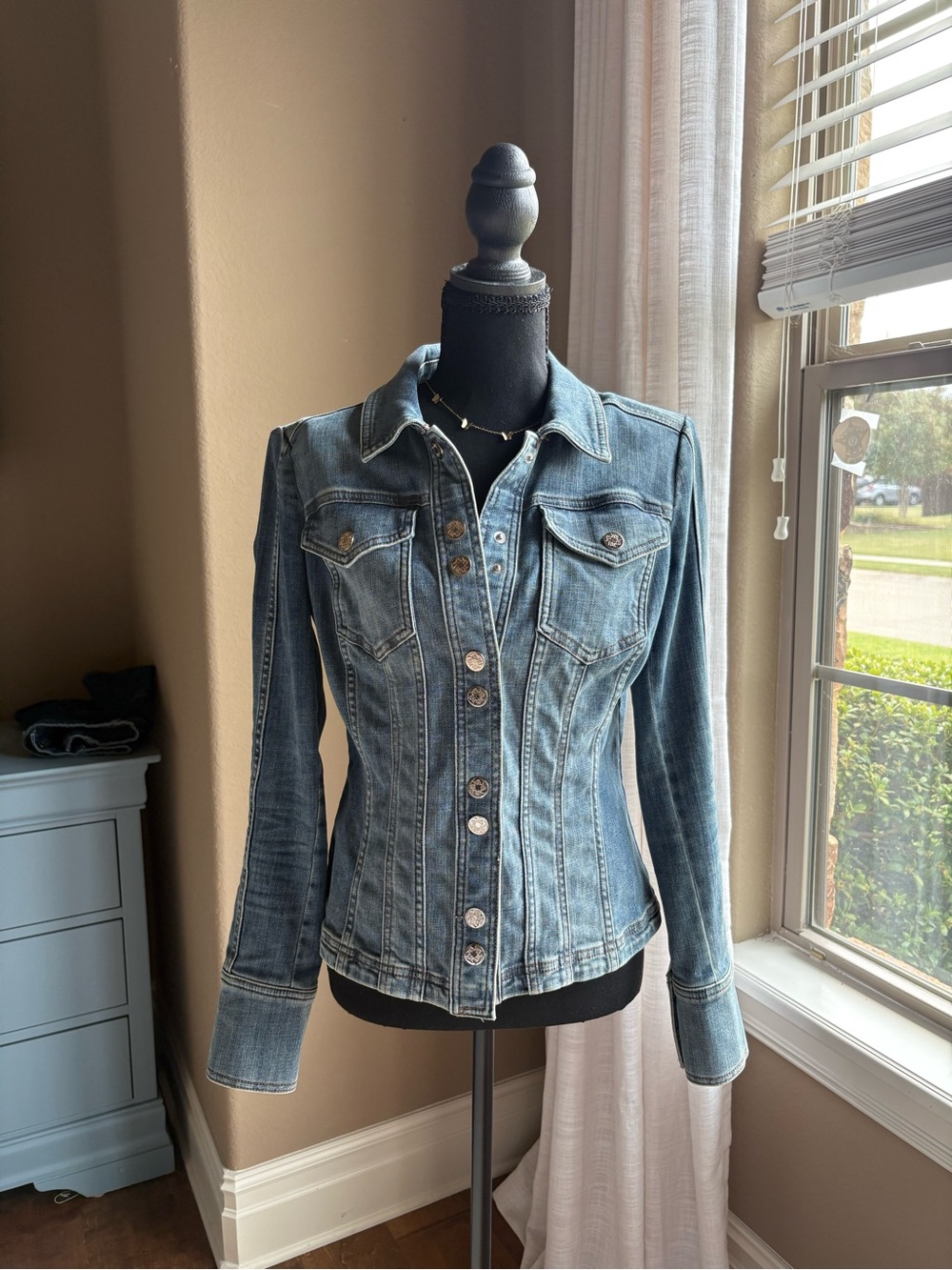White House Black Market Fitted Denim Jean Jacket - Medium Blue